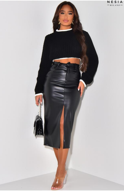 Cropped Knitted Jumper With Contrasting Trims by Nesia